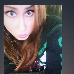 Meet your Posher, Chrissy